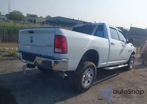 2016 Ram 2500 Slt z USA, uszkodzony, nr VIN 3C6UR5DL3GG308608